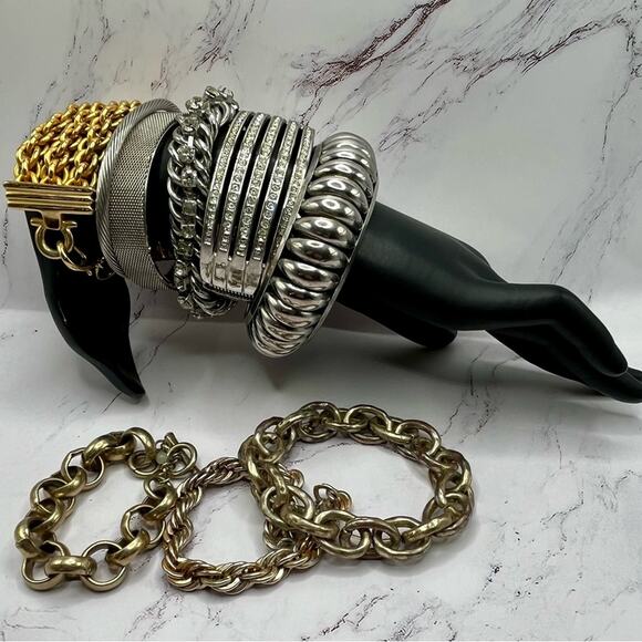 Set of 11 silver and gold tone bracelets - Picture 1 of 10